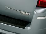 Chrysler Town & Country 2008 года